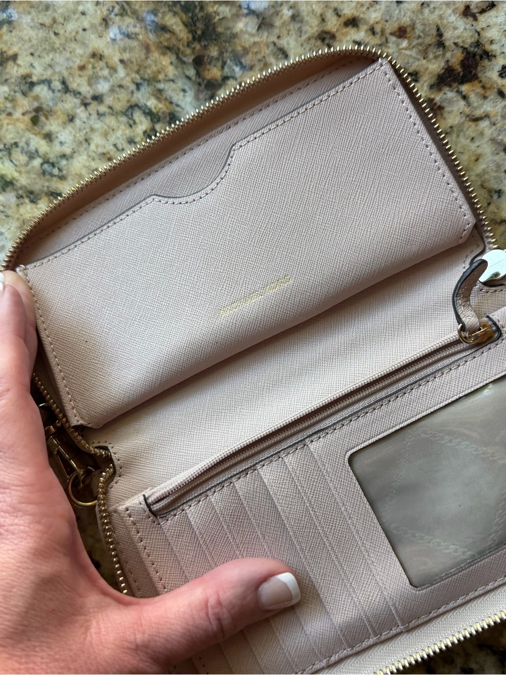 MICHAEL KORS Pale Pink Pebbled Leather Wristlet Wallet - Picture 4 of 7
